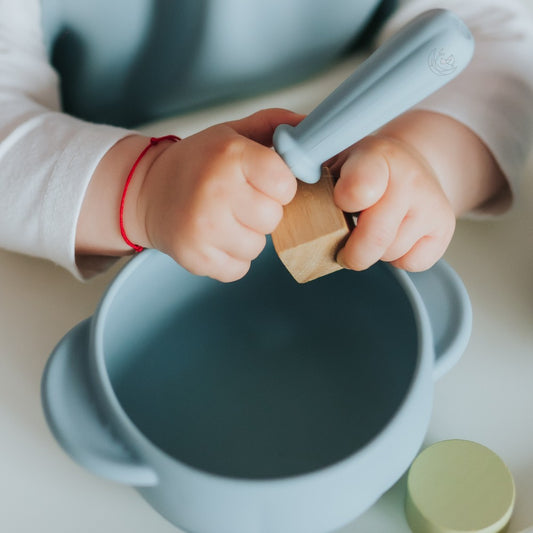 Set diversificare bol silicon cu tacâmuri, Elpi, Sky, 3 piese, 6 luni+