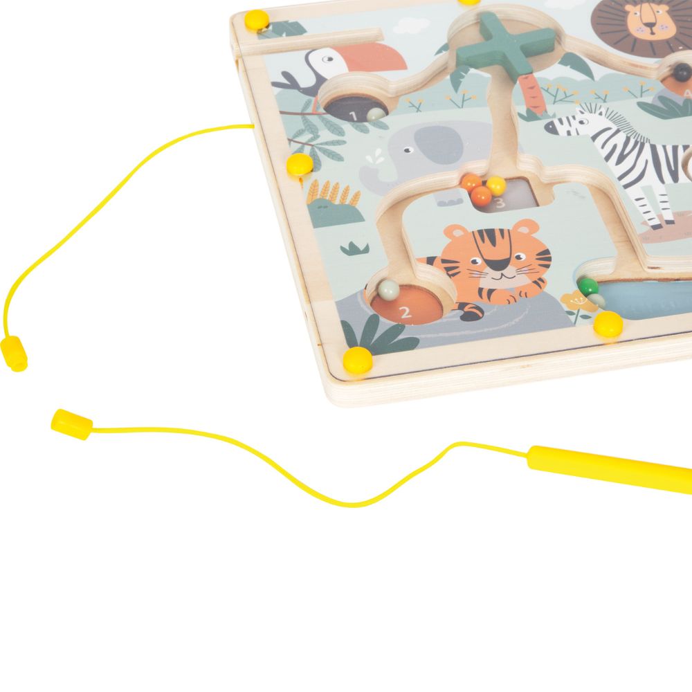 Labirint Magnetic din Lemn, Joc educativ cu bile colorate și obstacole, Safari, Small Foot