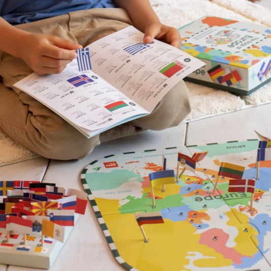 Joc educativ, Puzzle Steagurile Europei, 45 steaguri, APLI, 5 ani+