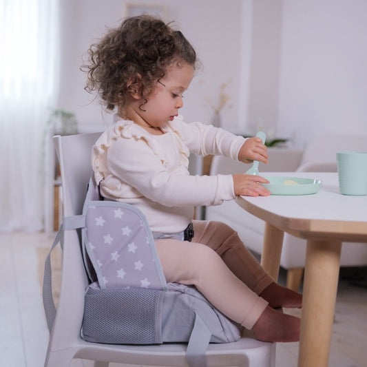 Scaun de masă portabil bebelusi cu spațiu de depozitare, White Stars, Baby To Love, 6 luni+