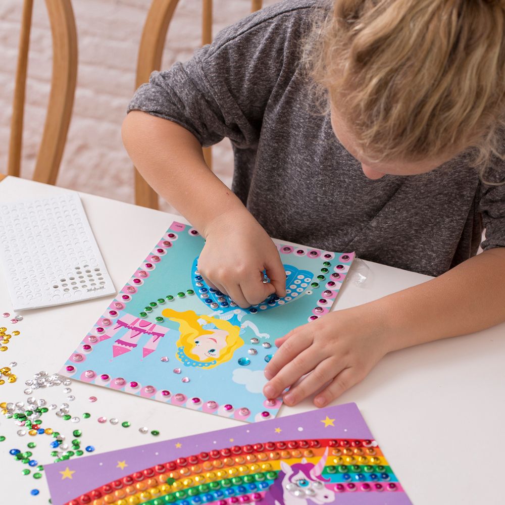 Set creativ cu 4 carduri, Unicorni, Mozaic 276 diamante, APLI, 4 ani+