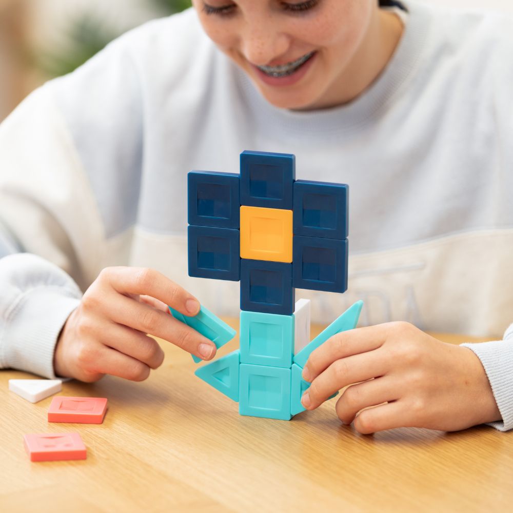 Set de construcție magnetic, PRO Constructor, Connetix Tiles, 70 piese, 3 ani+