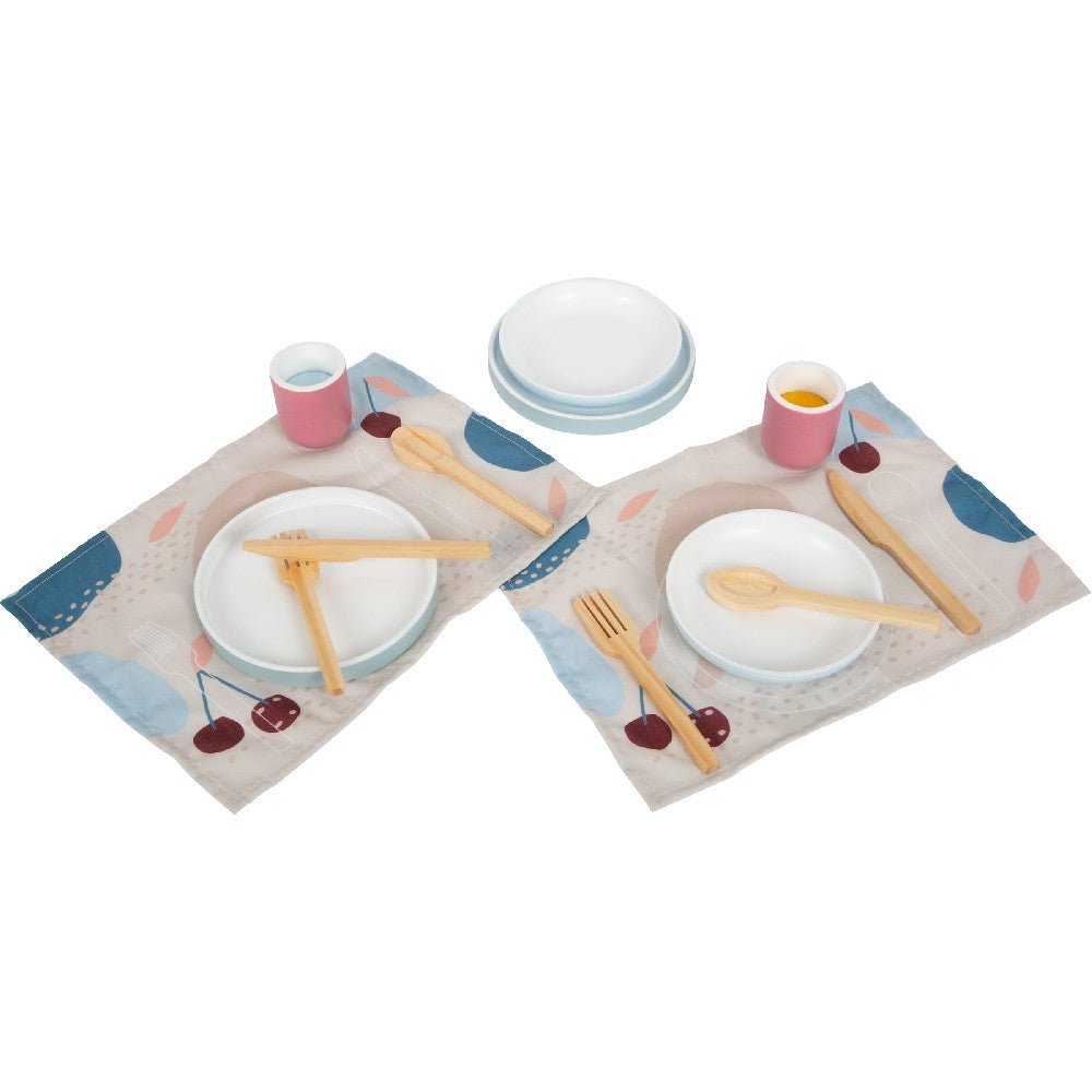 Set veselă din lemn pentru copii, Tasty, Small Foot, 18 piese, 3 ani+