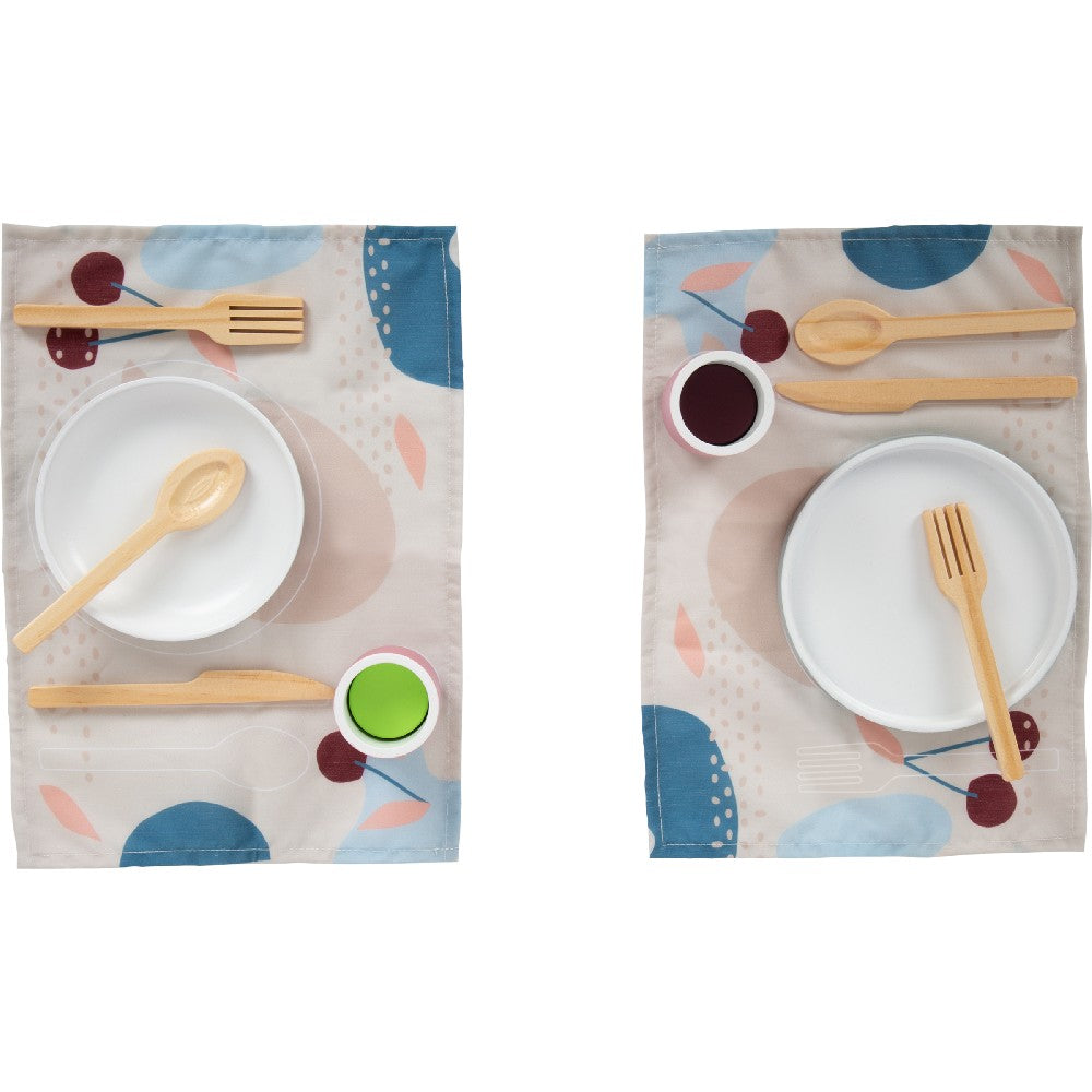 Set veselă din lemn pentru copii, Tasty, Small Foot, 18 piese, 3 ani+