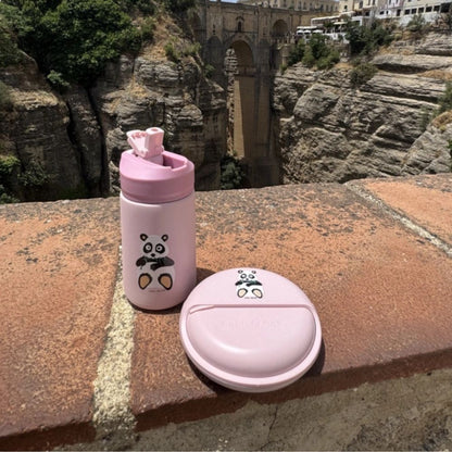 Sticlă Carl Oscar Pink Panda, dimensiuni 14,4 × 7,7 cm